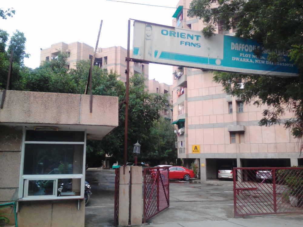 3BHK 2Baths flat  for Sale in CGHS Daffodils Apartments Sector 6 Dwarka